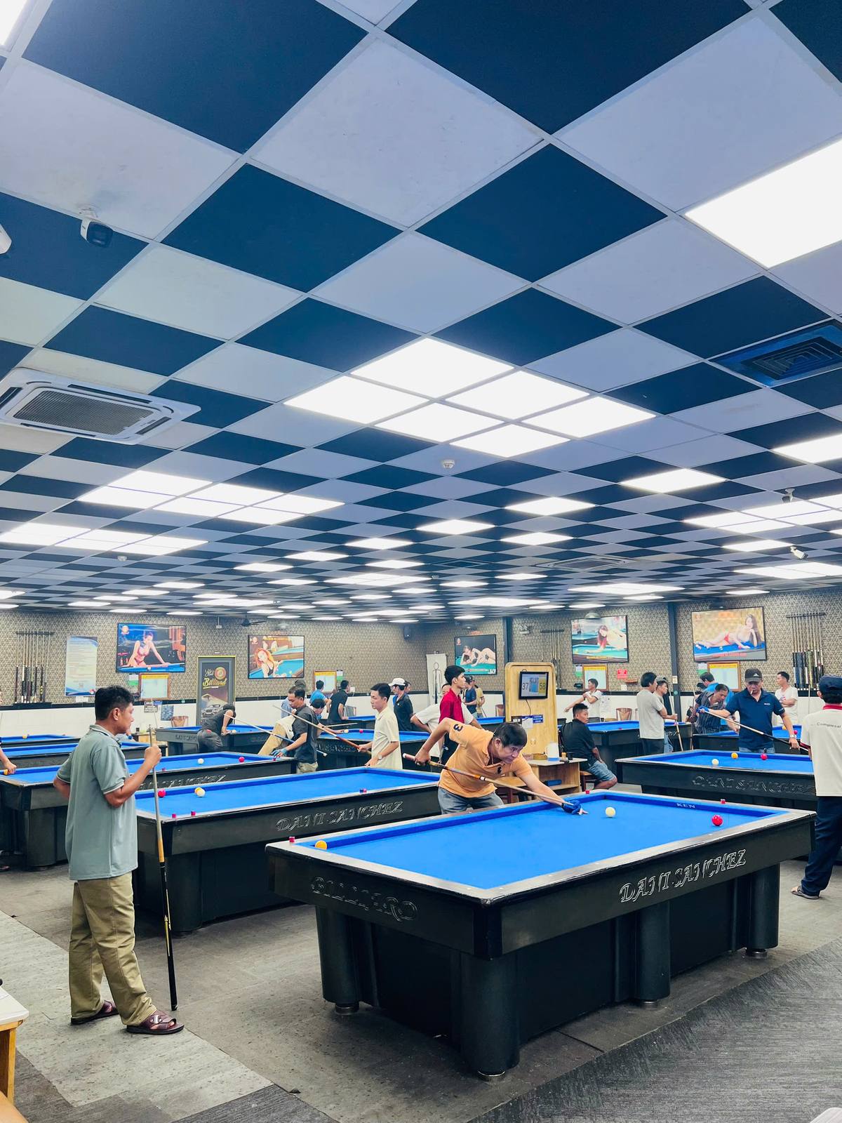 Khu C — 86 Luxury Billiards 3