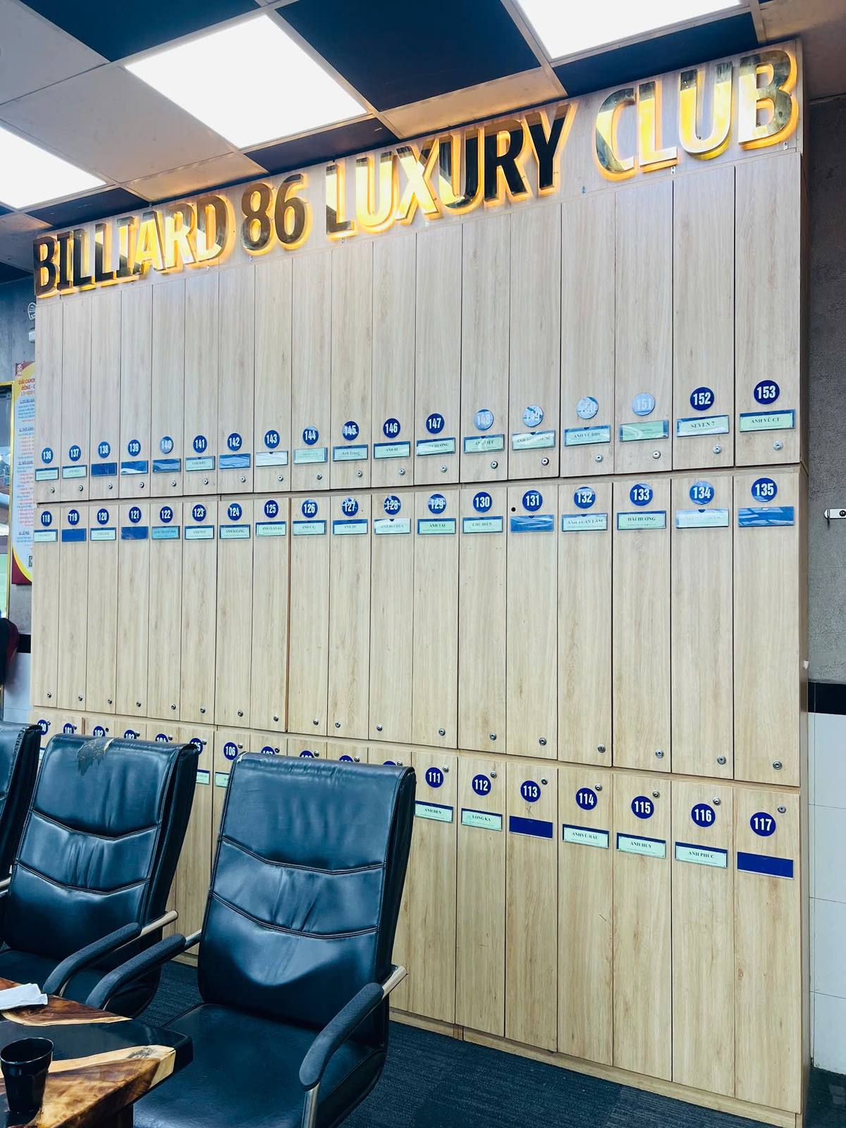 Tủ cơ 86 Luxury Cues — 86 Luxury Billiards 16